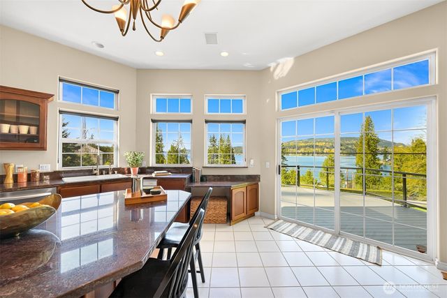 2651 Lake Whatcom Boulevard, Bellingham, WA 98229