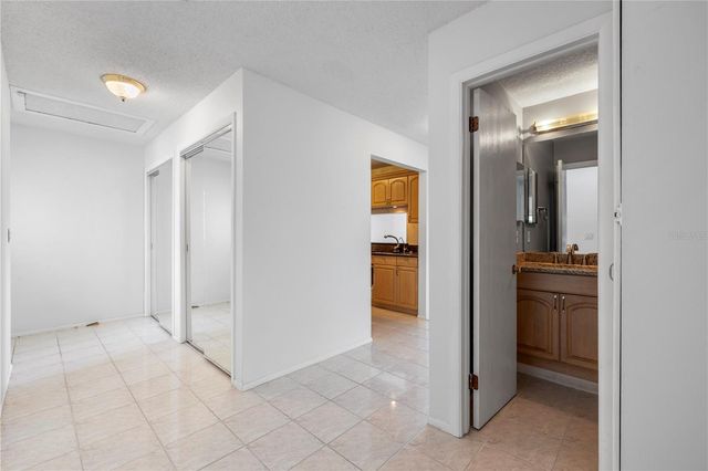 428 MOORINGS COVE DRIVE 7F, Tarpon Springs, FL 34689