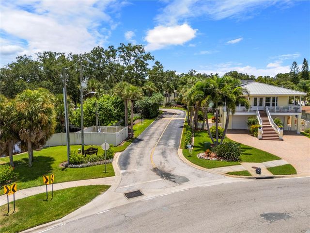 428 MOORINGS COVE DRIVE 7F, Tarpon Springs, FL 34689
