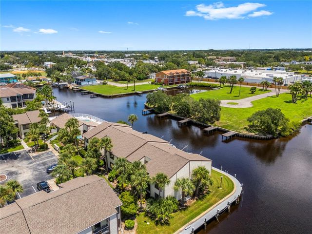 428 MOORINGS COVE DRIVE 7F, Tarpon Springs, FL 34689
