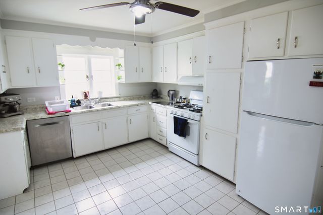124 Richards Street, West Haven, CT 06516