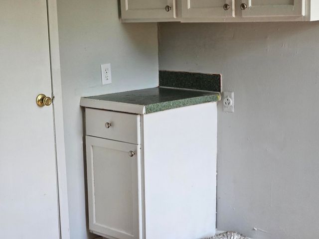 1722 S 9TH Street, Council Bluffs, IA 51501