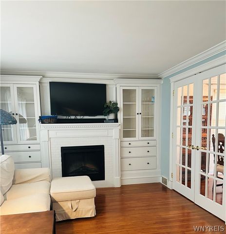 60 Hartford Avenue, Tonawanda, NY 14223