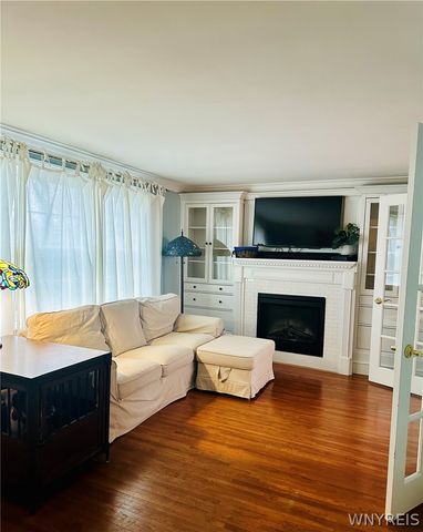 60 Hartford Avenue, Tonawanda, NY 14223