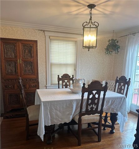 60 Hartford Avenue, Tonawanda, NY 14223