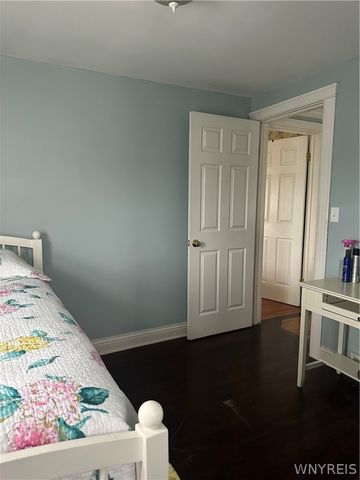 60 Hartford Avenue, Tonawanda, NY 14223