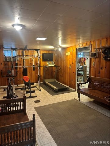 60 Hartford Avenue, Tonawanda, NY 14223