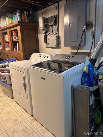 60 Hartford Avenue, Tonawanda, NY 14223