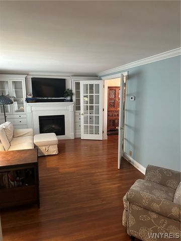 60 Hartford Avenue, Tonawanda, NY 14223