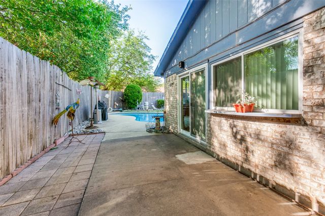 44 Merrie Circle, Richardson, TX 75081