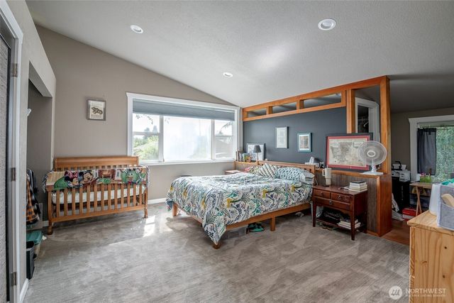 36602 224th Avenue SE, Enumclaw, WA 98022