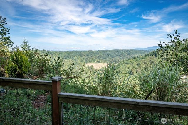 36602 224th Avenue SE, Enumclaw, WA 98022