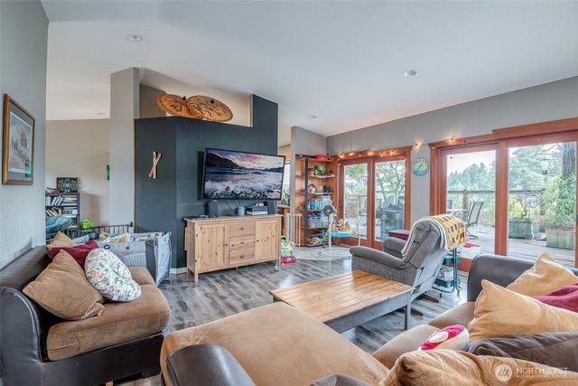 36602 224th Avenue SE, Enumclaw, WA 98022