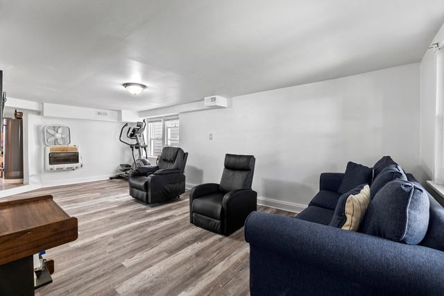 1225 S 49th Court, Cicero, IL 60804