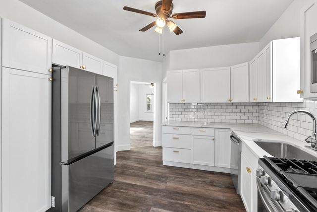 1225 S 49th Court, Cicero, IL 60804