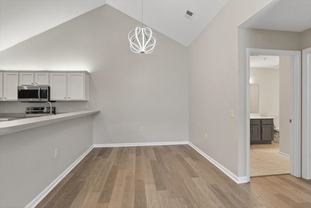 1693 E SOUTHFIELD CIR, Memphis, TN 38016