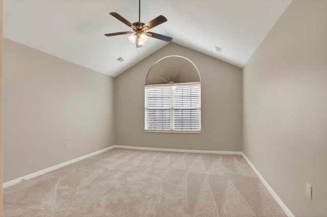 1693 E SOUTHFIELD CIR, Memphis, TN 38016