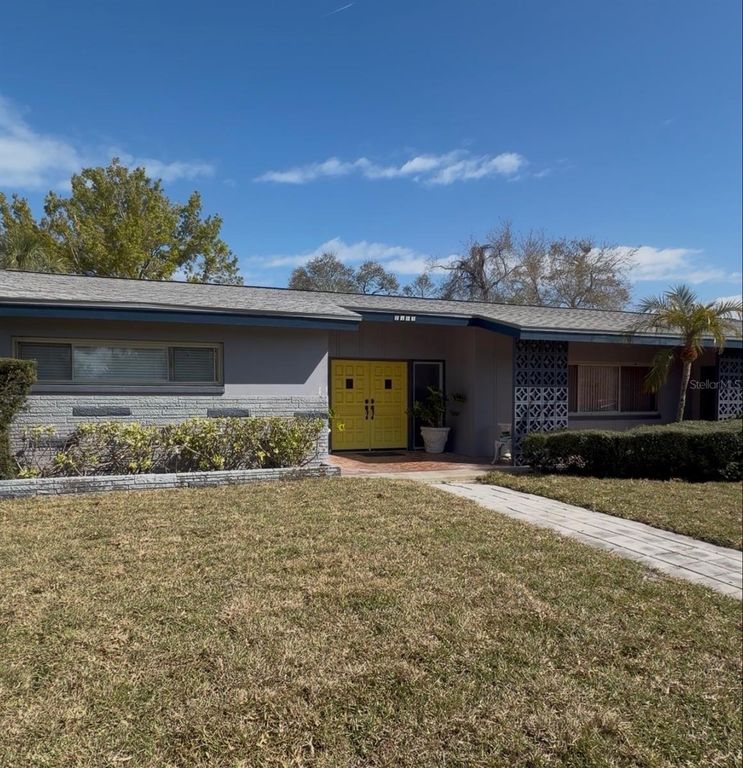 2165 13TH AVENUE SW, Largo, FL 33770