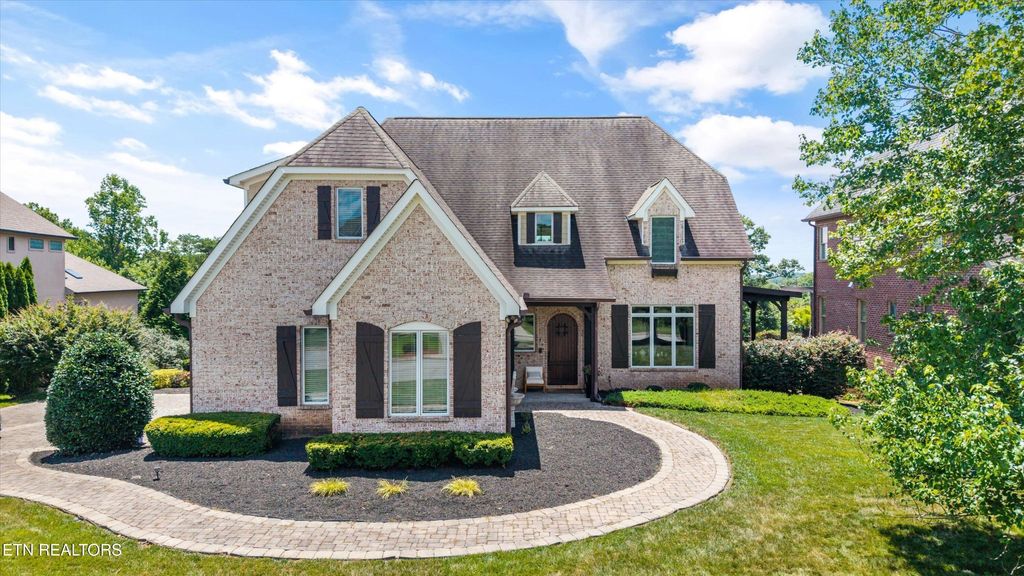 2321 Mystic Ridge Rd, Knoxville, TN 37922