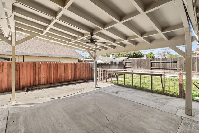 6008 Westbrook Dr, Citrus Heights, CA 95621