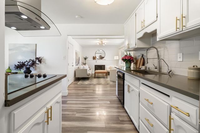 6008 Westbrook Dr, Citrus Heights, CA 95621