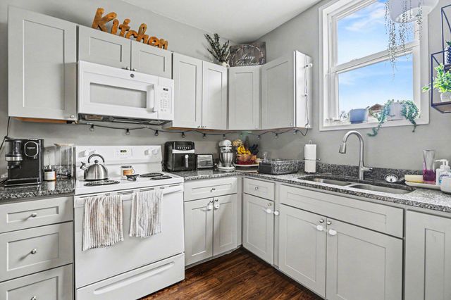 160 N WEST ST, Carlisle, PA 17013