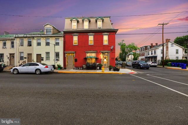 160 N WEST ST, Carlisle, PA 17013
