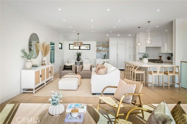 89 Bayview, Manhattan Beach, CA 90266