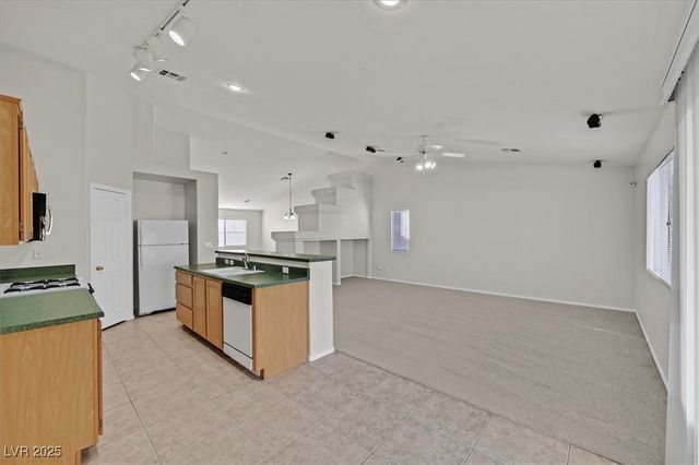 7504 Evening Falls Drive, Las Vegas, NV 89131