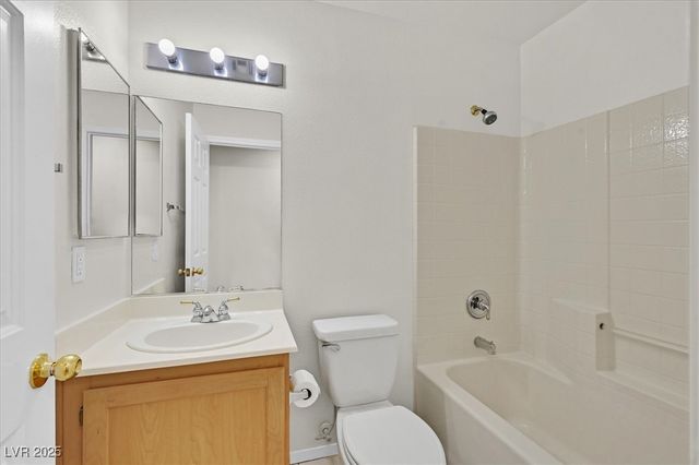 7504 Evening Falls Drive, Las Vegas, NV 89131