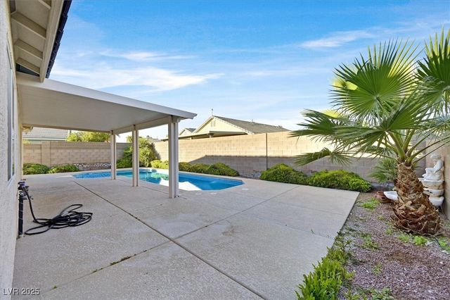 7504 Evening Falls Drive, Las Vegas, NV 89131