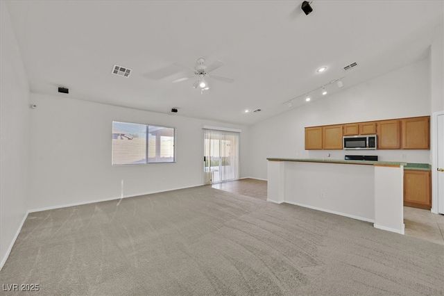 7504 Evening Falls Drive, Las Vegas, NV 89131