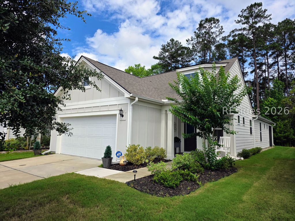 141 Blue Jay Ln, Bluffton, SC 29909