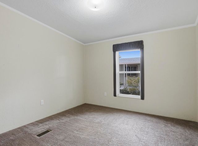 605 Doe Lane SE, Albuquerque, NM 87123