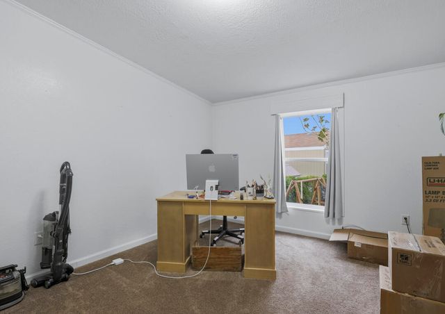 605 Doe Lane SE, Albuquerque, NM 87123