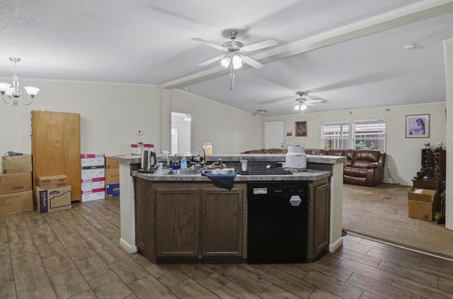 605 Doe Lane SE, Albuquerque, NM 87123