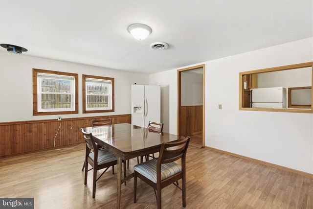 2411 POPLAR RD, Baltimore, MD 21221