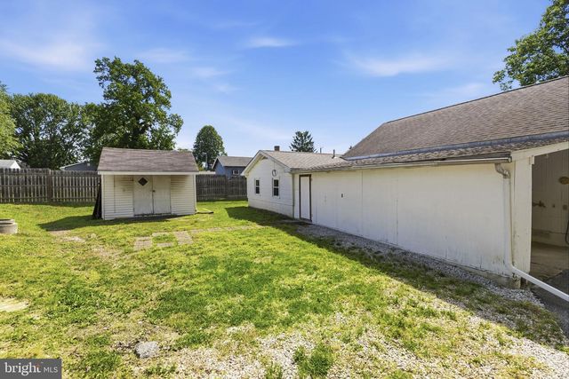 2411 POPLAR RD, Baltimore, MD 21221