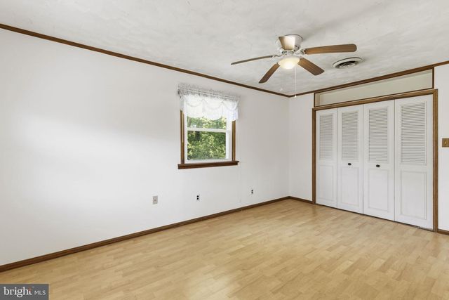 2411 POPLAR RD, Baltimore, MD 21221