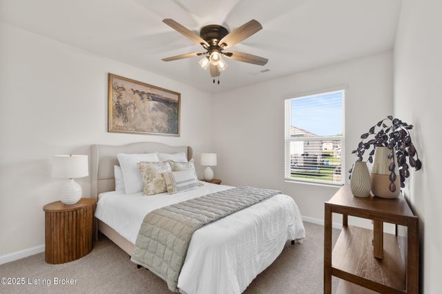 77 Maidie Ln, Shelbyville, KY 40065