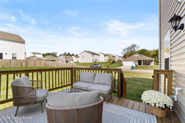 77 Maidie Ln, Shelbyville, KY 40065