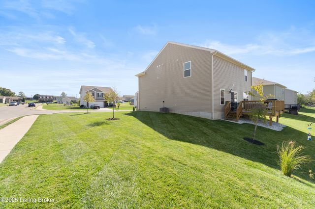 77 Maidie Ln, Shelbyville, KY 40065