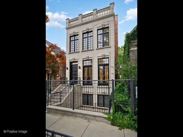 1633 N Wolcott Avenue, Chicago, IL 60622