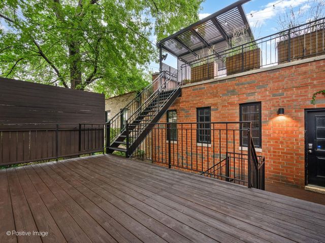 1633 N Wolcott Avenue, Chicago, IL 60622