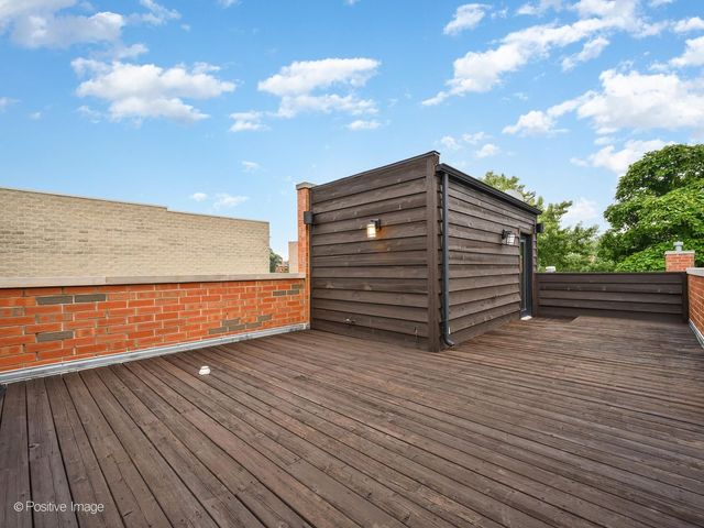 1633 N Wolcott Avenue, Chicago, IL 60622