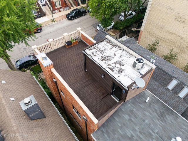 1633 N Wolcott Avenue, Chicago, IL 60622