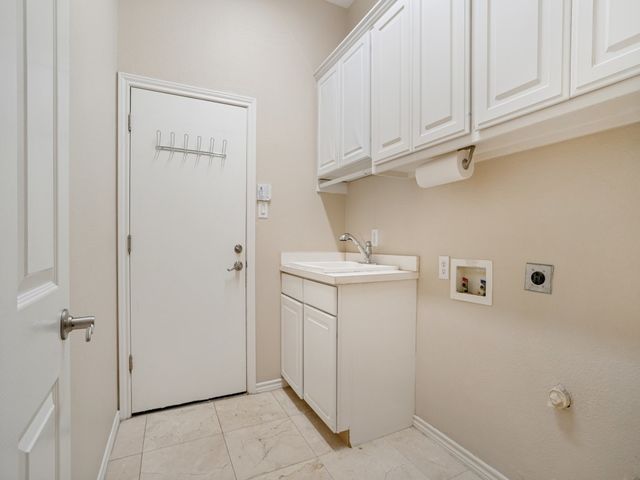 352 Rio Bravo Drive, Fairview, TX 75069