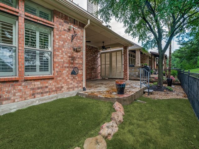 352 Rio Bravo Drive, Fairview, TX 75069