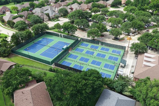 352 Rio Bravo Drive, Fairview, TX 75069