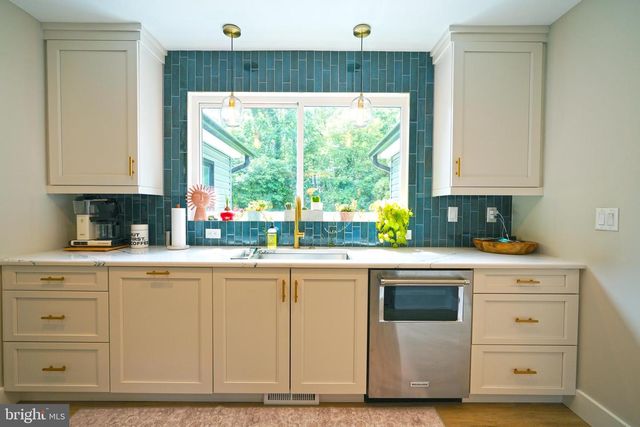 29 HARBORVIEW RD, Lewes, DE 19958